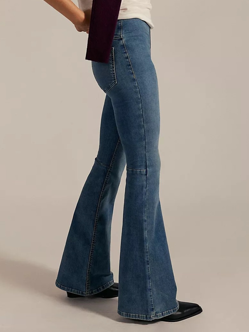 Free People We The Free Penny Low Rise Pull-On Flare Jeans Sz 29 Retro